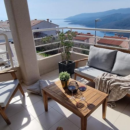 Apartment Cami -Stylish Apartment With A Beautiful Seaview Rabac Εξωτερικό φωτογραφία