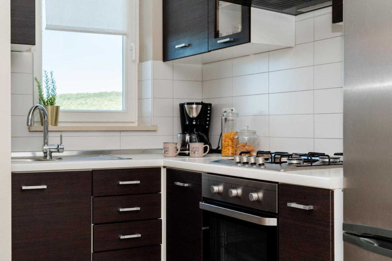 Apartment Cami -Stylish Apartment With A Beautiful Seaview Rabac Εξωτερικό φωτογραφία