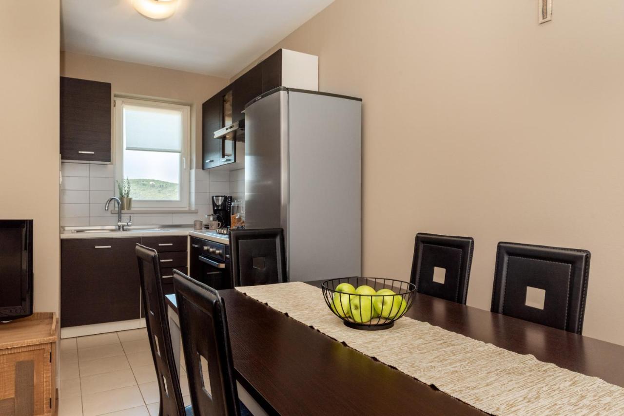 Apartment Cami -Stylish Apartment With A Beautiful Seaview Rabac Εξωτερικό φωτογραφία