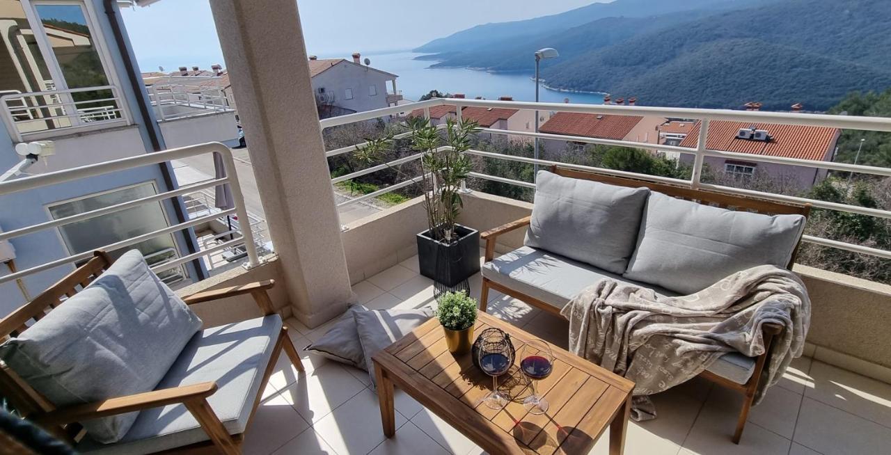 Apartment Cami -Stylish Apartment With A Beautiful Seaview Rabac Εξωτερικό φωτογραφία